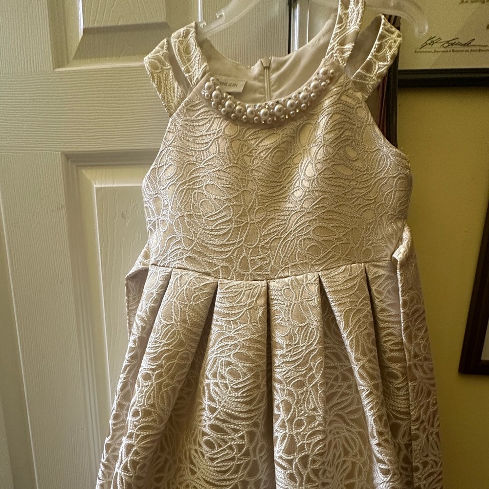 Bonnie Jean Size 7 Gold/Ivory/Sliver